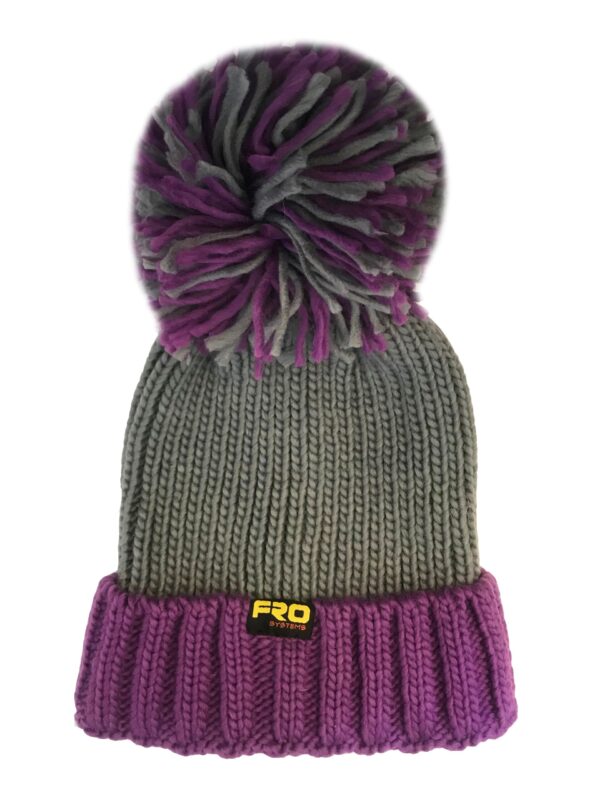 Perform chunky bobble hat