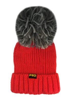 succeed chucnky bobble hat